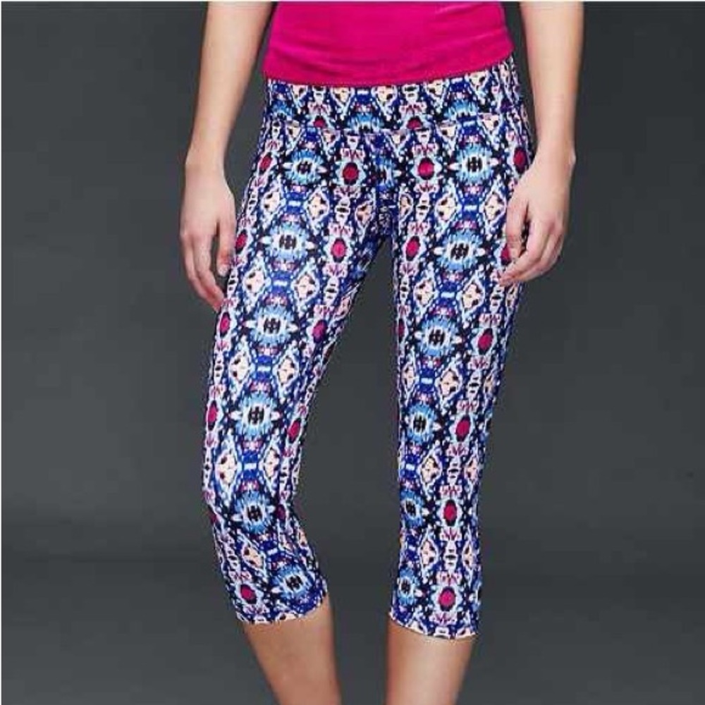 GAP gFast print capris - NWOT